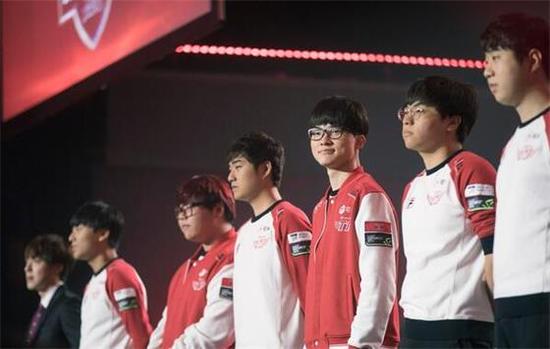 体育尤其是 体育尤其是