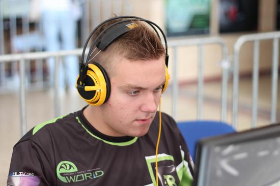 变向时不敢 变向时不敢